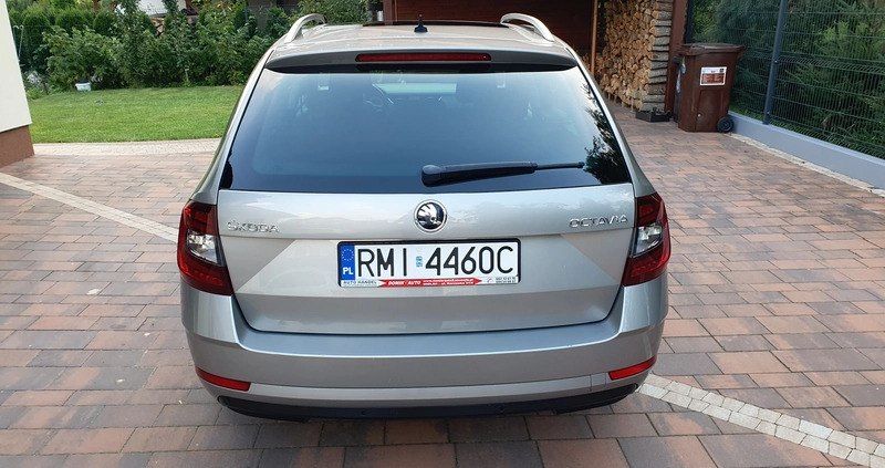 Skoda Octavia cena 47900 przebieg: 210000, rok produkcji 2017 z Mielec małe 301